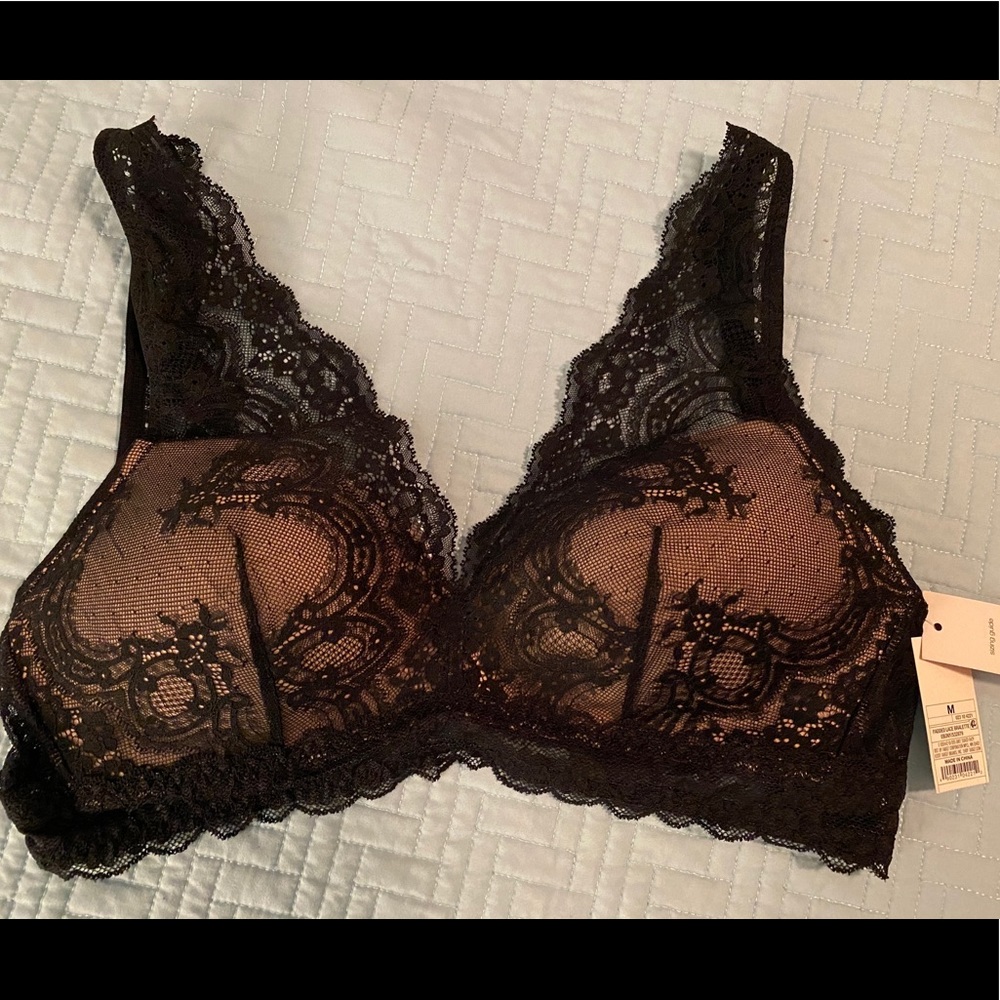 Padded lace bralette